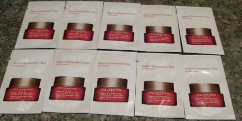 Clarins-Super-Restorative-Day-Cream