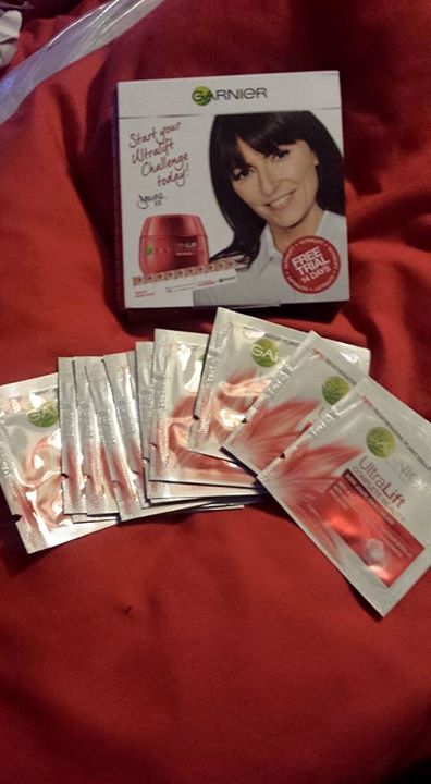 Free-Garnier-Ultralift-Sample-Kit-4