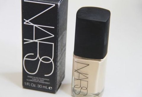 NARS-Sheer-Glow-Foundation