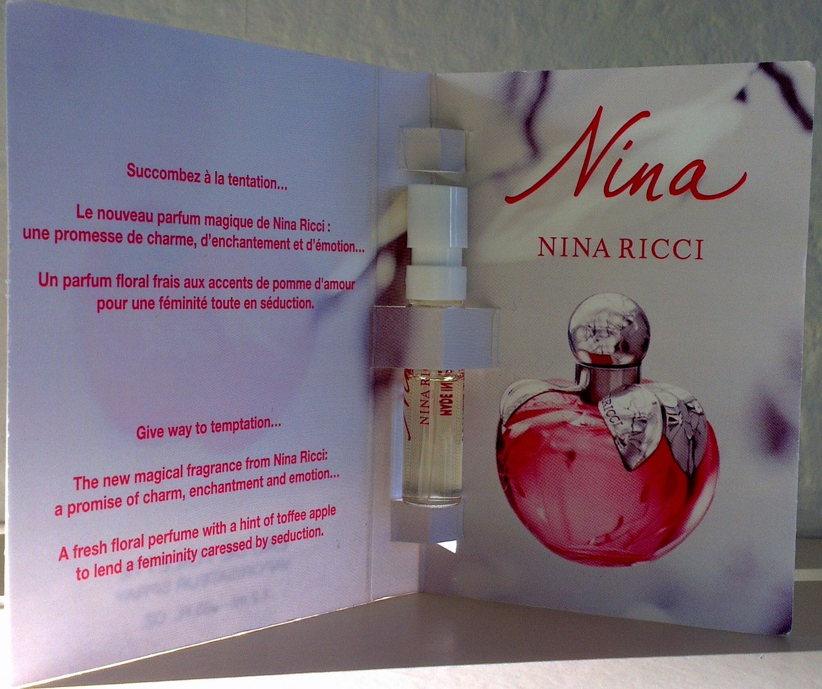 Nina-Nina-Ricci-for-women-samples