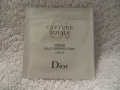 DIOR-CAPTURE-TOTALE-MULTI-PERFECTION-CREME-samples